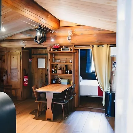 Holiday home Les 13 Arbres - Avec Jacuzzi